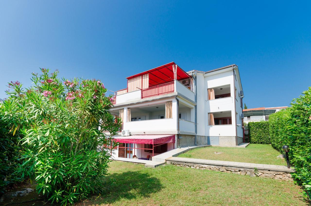 Apartament Miha *